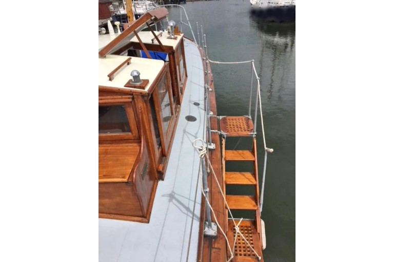 Silver Classic Motor Yacht 12.80 TSDY