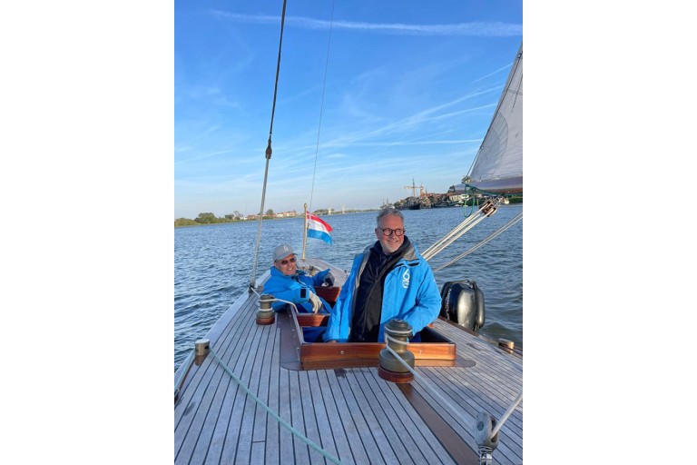 6mR Classic Sailing Yacht 38
