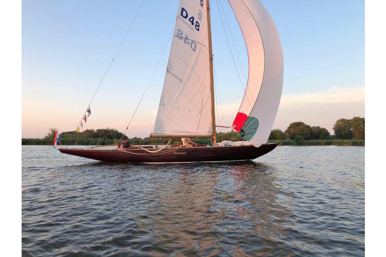 6mR Classic Sailing Yacht 38