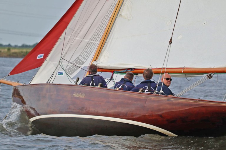 6mR Classic Sailing Yacht 38