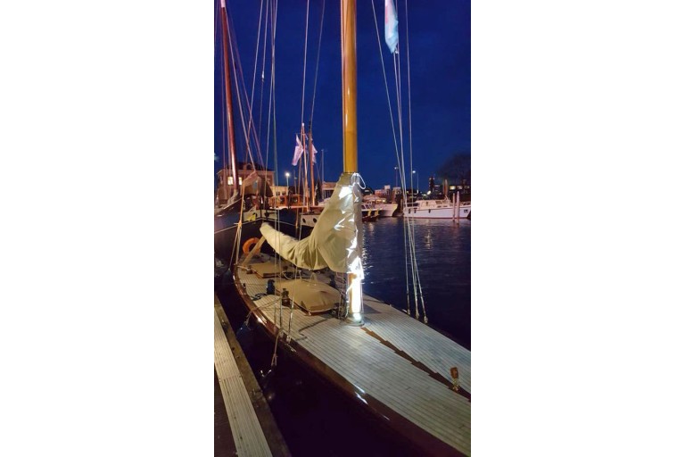 6mR Classic Sailing Yacht 38