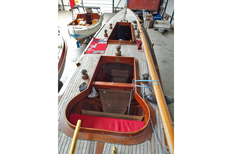 6mR Classic Sailing Yacht 38