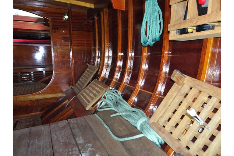 6mR Classic Sailing Yacht 38