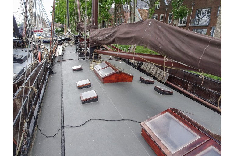 Dutch Sailingtjalk, 20 pax