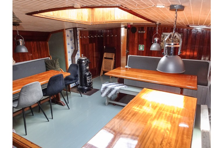 Dutch Sailingtjalk, 20 pax