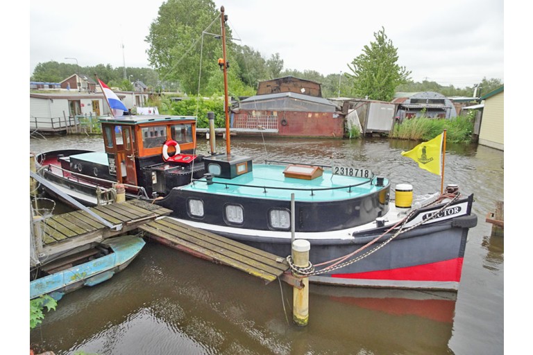 Amsterdam Tugboat 15.16