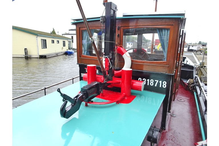 Amsterdam Tugboat 15.16