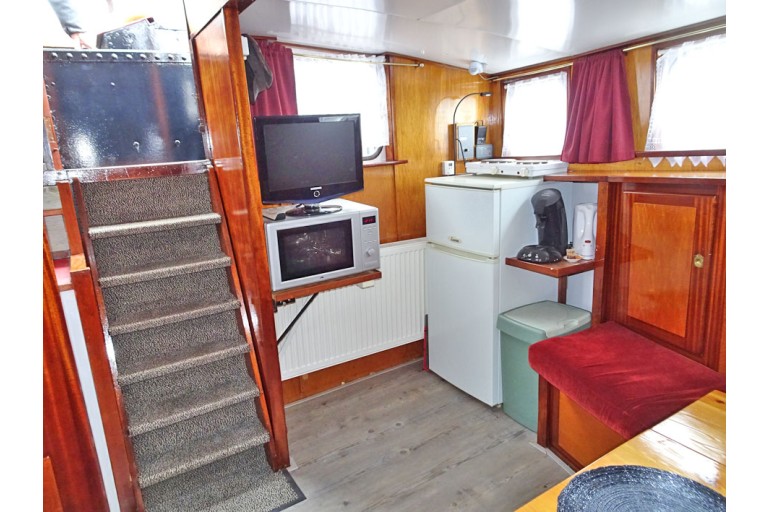 Amsterdam Tugboat 15.16