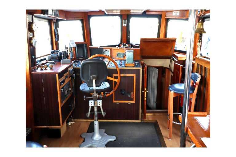 Former German Patrolvessel 18.24, ES-TRIN Rhine