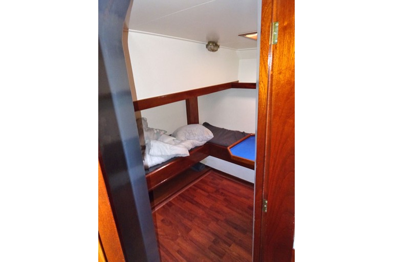 Top sail schooner 26 overnight guests