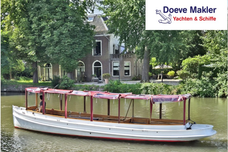 Klassische Motoryacht 10.00