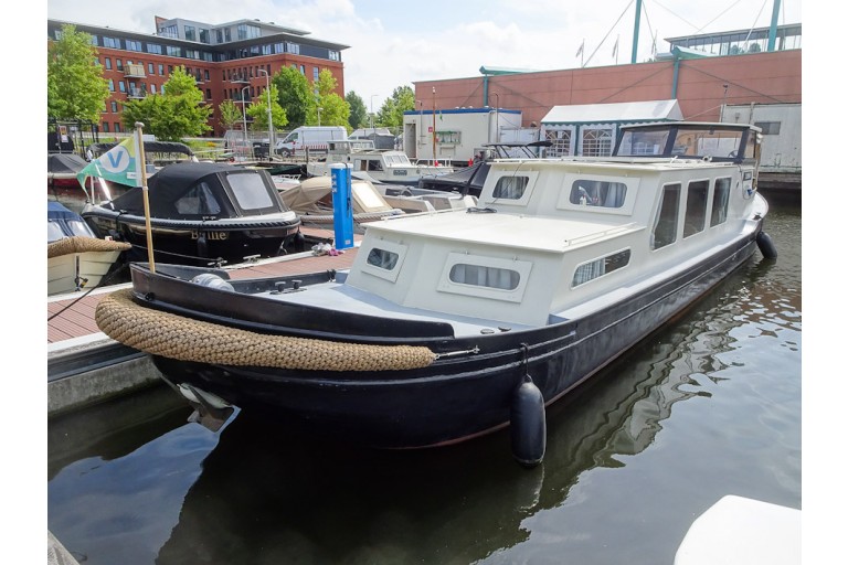 Dutch Barge 13.60