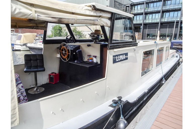 Dutch Barge 13.60