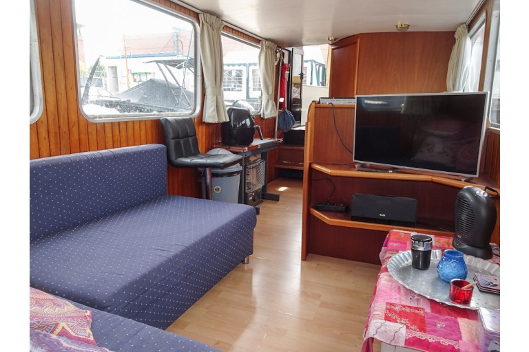 Dutch Barge 13.60