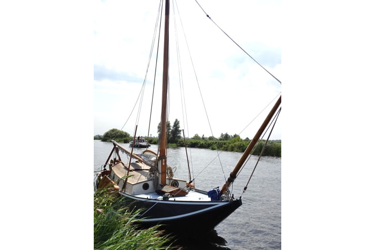 Dutch Classic Sailing yacht 900