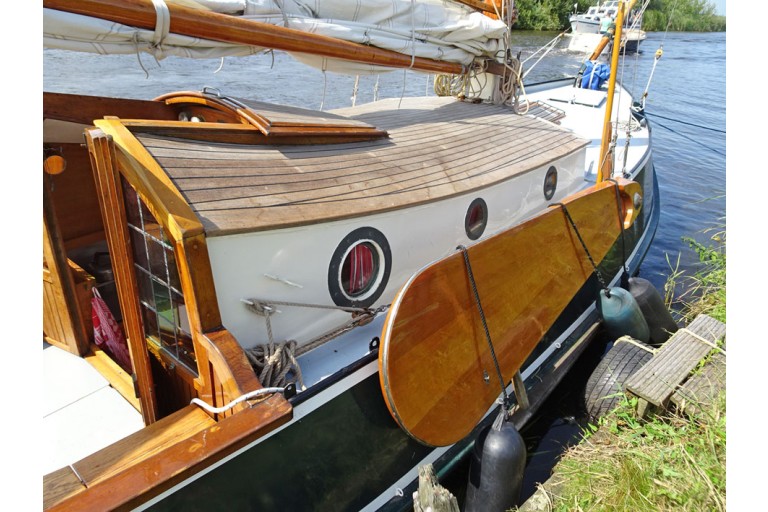 Dutch Classic Sailing yacht 900