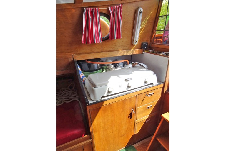 Dutch Classic Sailing yacht 900