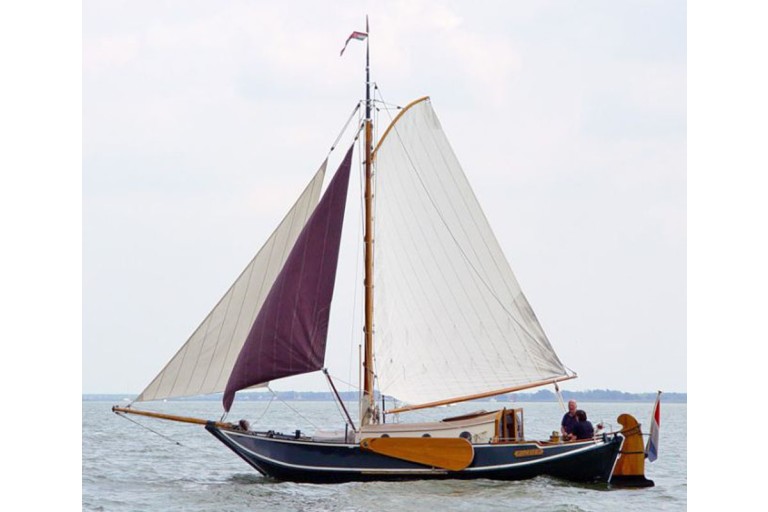 Dutch Classic Sailing yacht 900