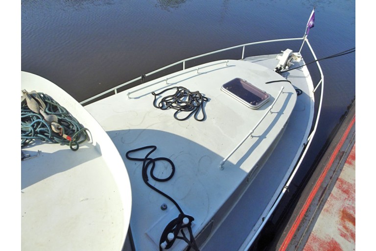 ancien Bateau de Police RP37