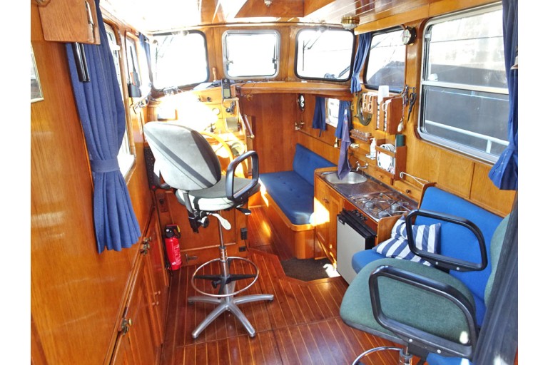 ancien Bateau de Police RP37