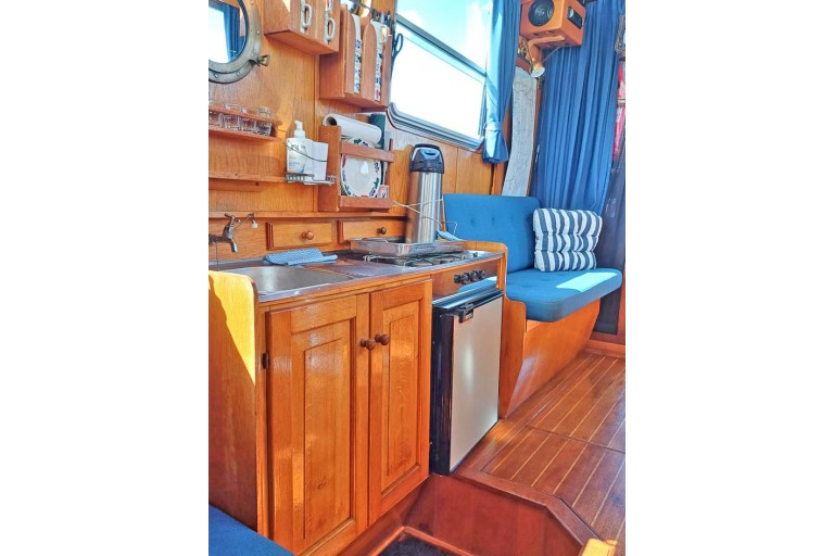 ancien Bateau de Police RP37