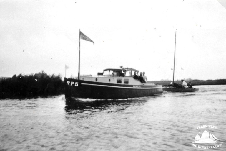 ancien Bateau de Police RP37