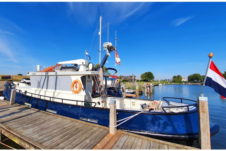 Former Patrol Vessel / Liveaboard with Union Certificate