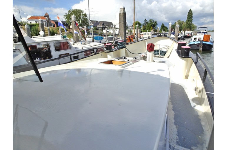 Ehemaliges Patrouillenfahrzeug / Wohnschiff mit Union-Zertifikat