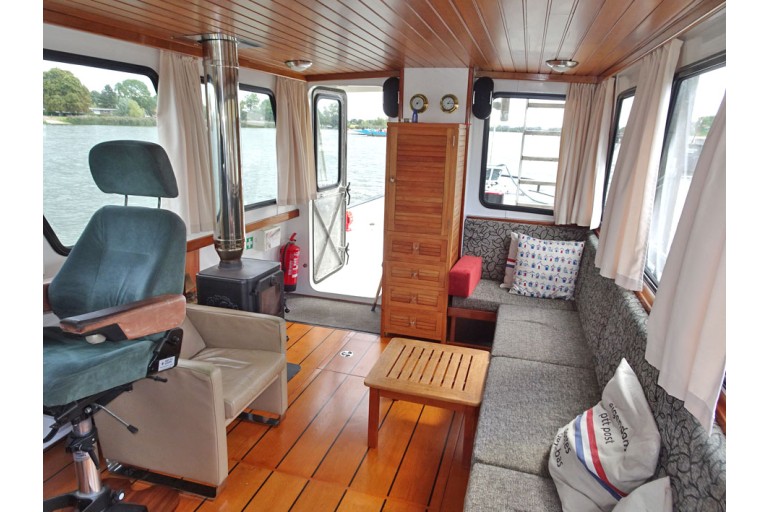 Former Patrol Vessel / Liveaboard with Union Certificate