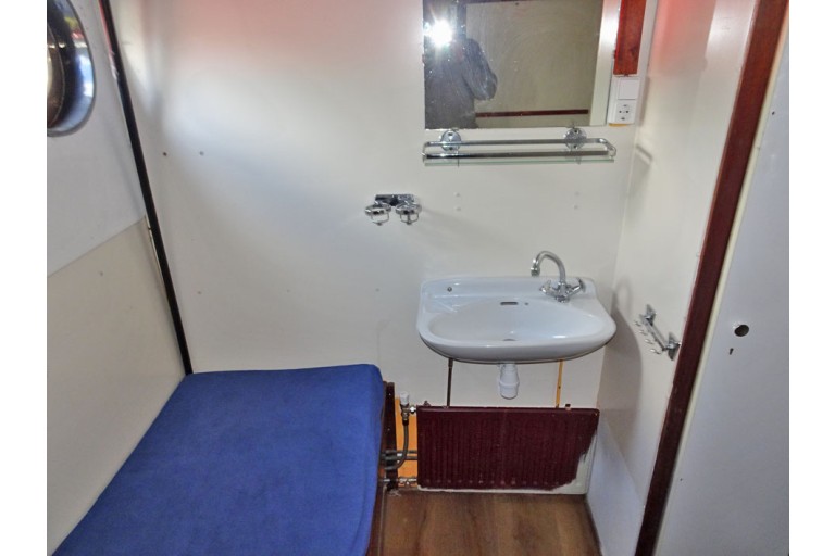 Accommodation / Hotel ship with ES-TRIN certificate