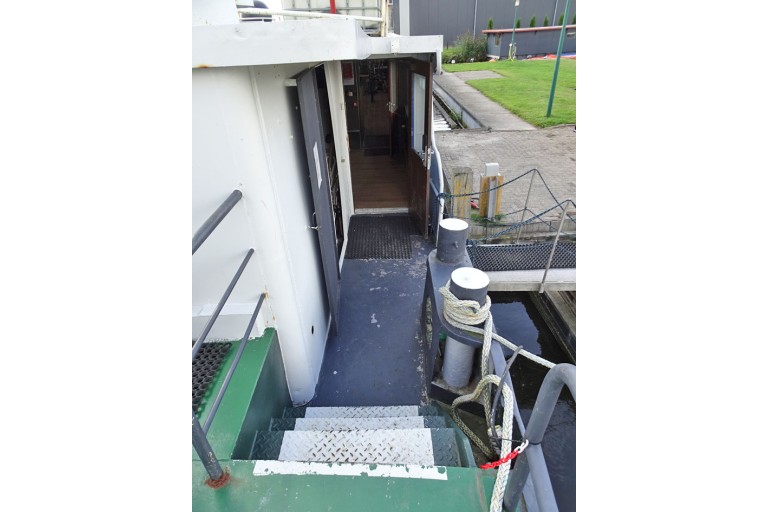 Accommodation / Hotel ship with ES-TRIN certificate