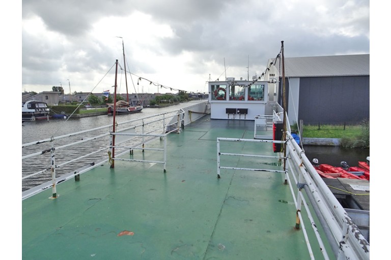 Accommodation / Hotel ship with ES-TRIN certificate