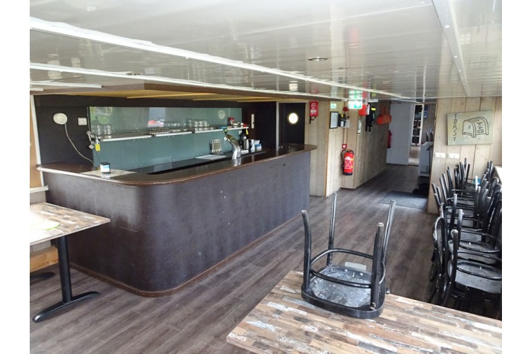 Accommodation / Hotel ship with ES-TRIN certificate