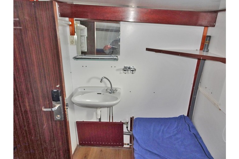 Accommodation / Hotel ship with ES-TRIN certificate