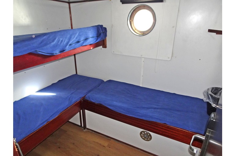 Accommodation / Hotel ship with ES-TRIN certificate
