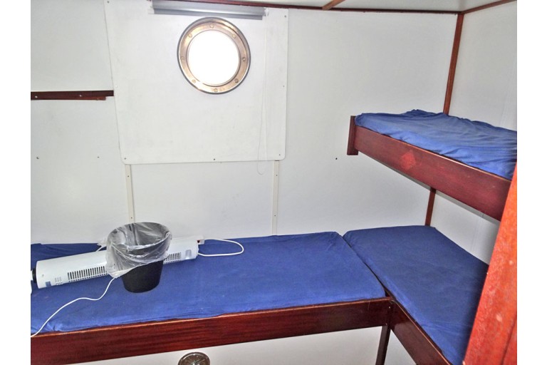 Accommodation / Hotel ship with ES-TRIN certificate
