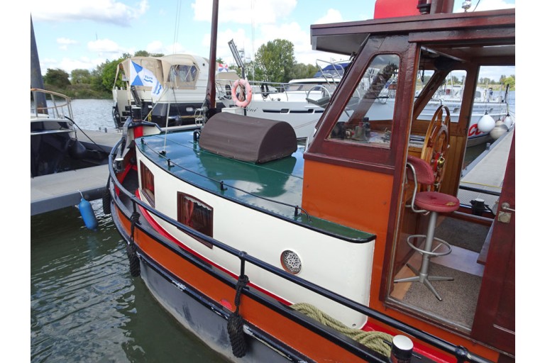 Remorqueur à moteur 14.04, Credo