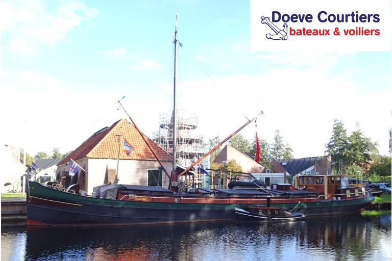 Luxe Motor 29.15 avec ES-TRIN Rhin