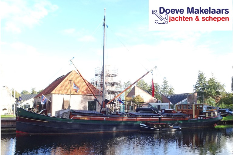 Luxe Motor 29.15 met UBC Rijn