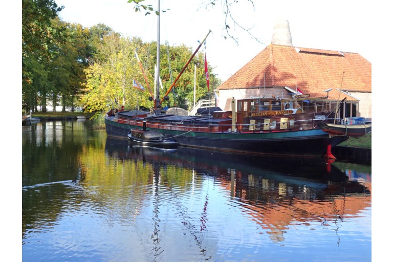 Luxe Motor 29.15 avec ES-TRIN Rhin