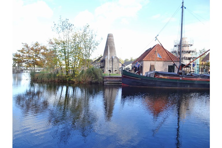 Luxe Motor 29.15 avec ES-TRIN Rhin