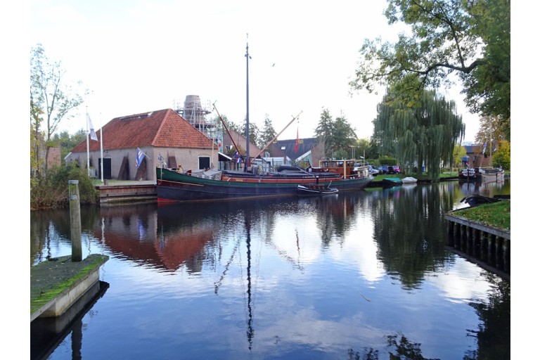 Luxe Motor 29.15 avec ES-TRIN Rhin