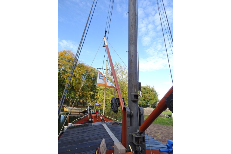 Luxe Motor 29.15 avec ES-TRIN Rhin