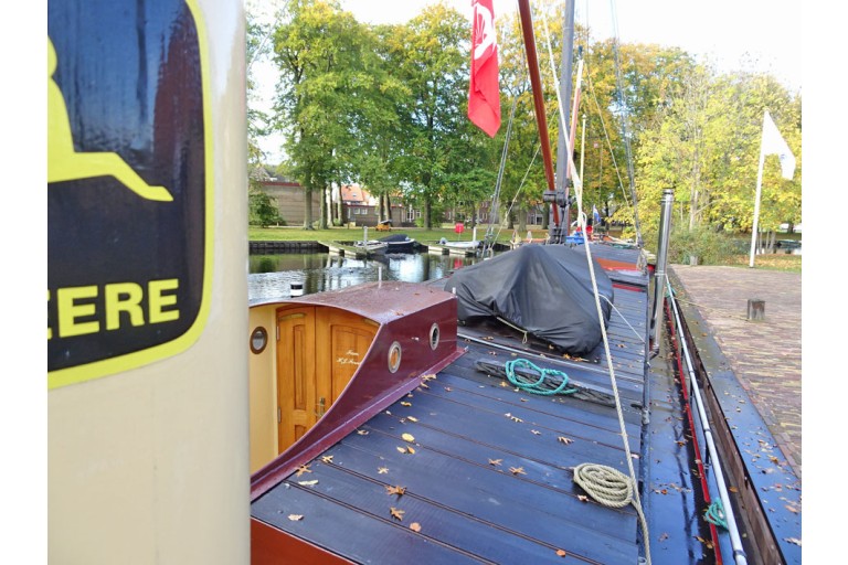 Luxe Motor 29.15 avec ES-TRIN Rhin