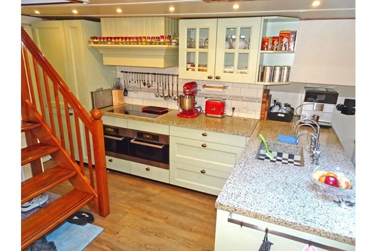 Luxe Motor 29.15 avec ES-TRIN Rhin