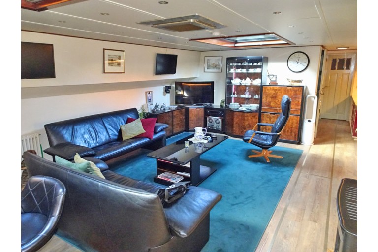 Luxe Motor 29.15 avec ES-TRIN Rhin