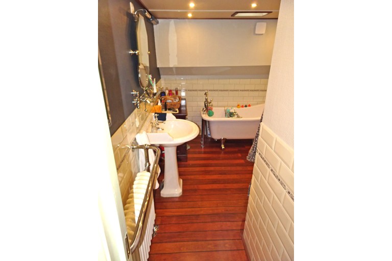 Luxe Motor 29.15 avec ES-TRIN Rhin