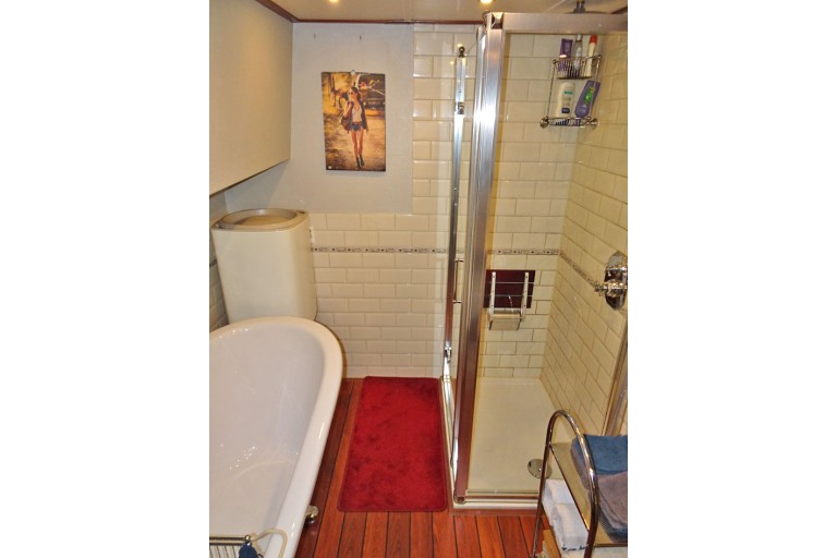 Luxe Motor 29.15 avec ES-TRIN Rhin