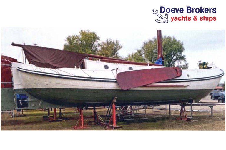 Dutch Sailingbarge Lemsteraak 12.80
