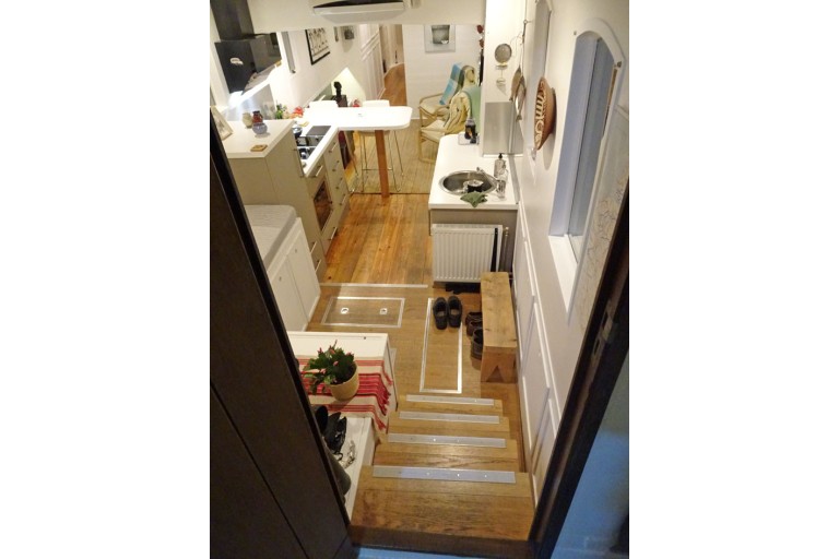 Skutsje Fahrendes Wohnschiff 17.12